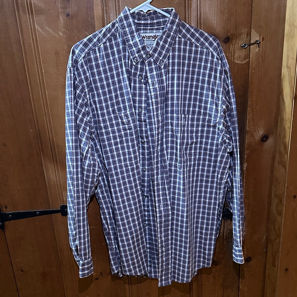 Wrangler Men's Navy and White Checkered Shirt